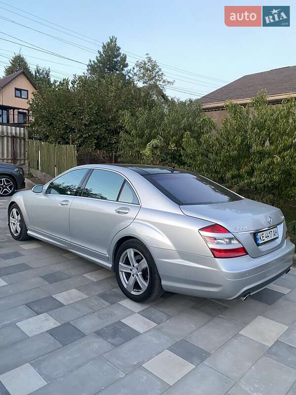 Седан Mercedes-Benz S-Class 2008 в Днепре