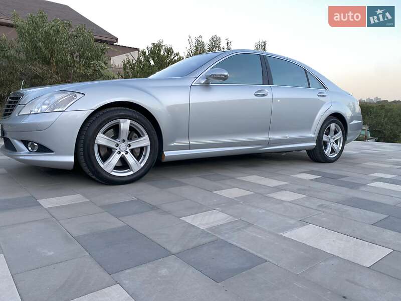 Седан Mercedes-Benz S-Class 2008 в Днепре