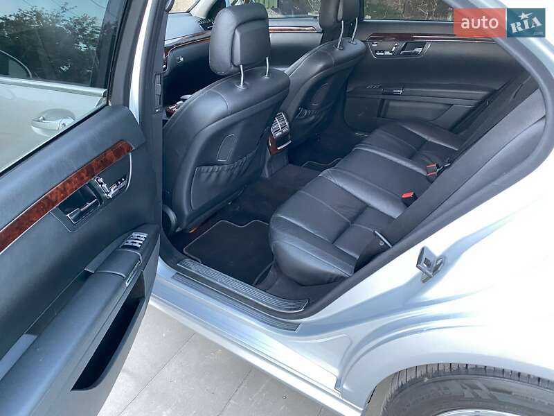 Седан Mercedes-Benz S-Class 2008 в Днепре