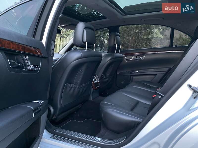 Седан Mercedes-Benz S-Class 2008 в Днепре