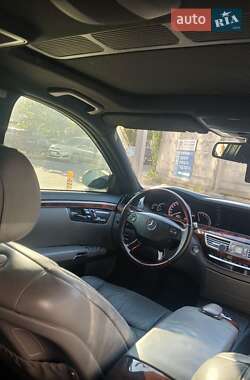Седан Mercedes-Benz S-Class 2005 в 