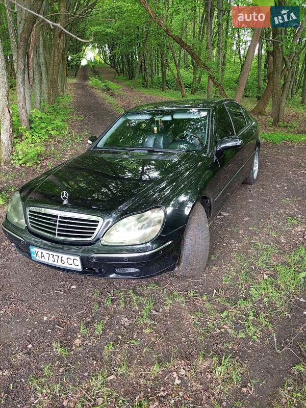 Седан Mercedes-Benz S-Class 2002 в 