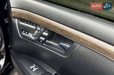 Седан Mercedes-Benz S-Class 2006 в 