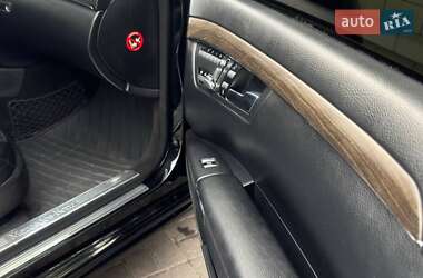 Седан Mercedes-Benz S-Class 2006 в 