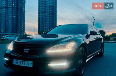 Седан Mercedes-Benz S-Class 2006 в 