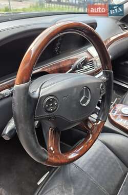 Седан Mercedes-Benz S-Class 2008 в 