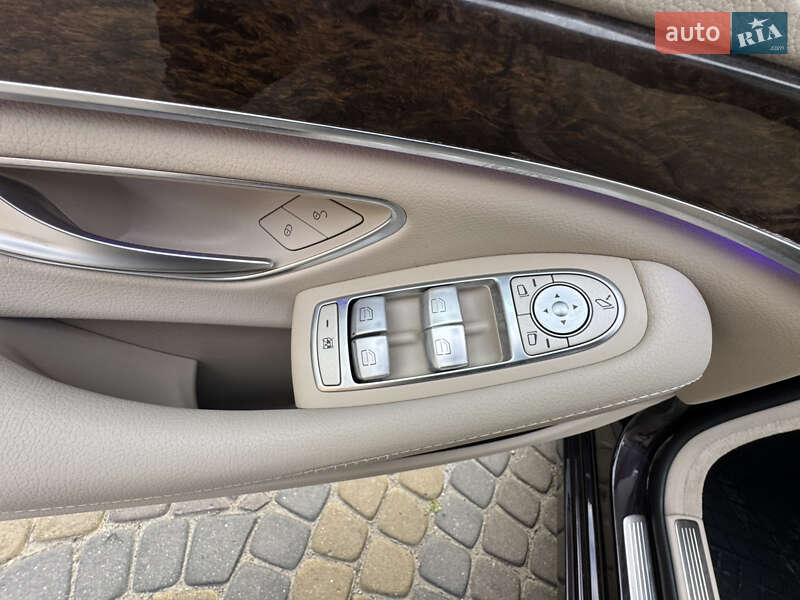 Седан Mercedes-Benz S-Class 2015 в Львове