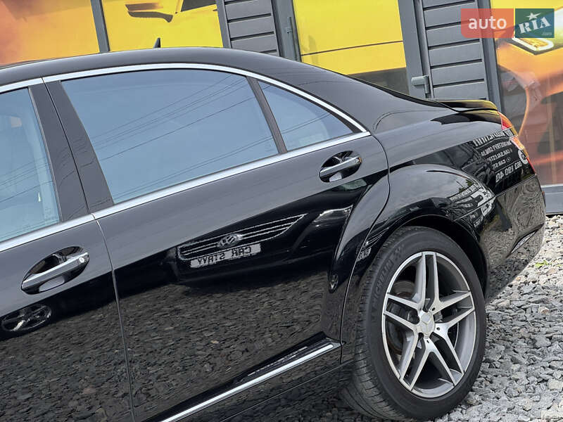 Седан Mercedes-Benz S-Class 2007 в Стрию