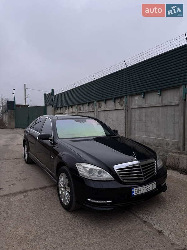 Седан Mercedes-Benz S-Class 2012 в Одессе