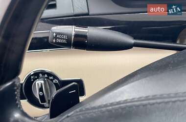 Седан Mercedes-Benz S-Class 2013 в 