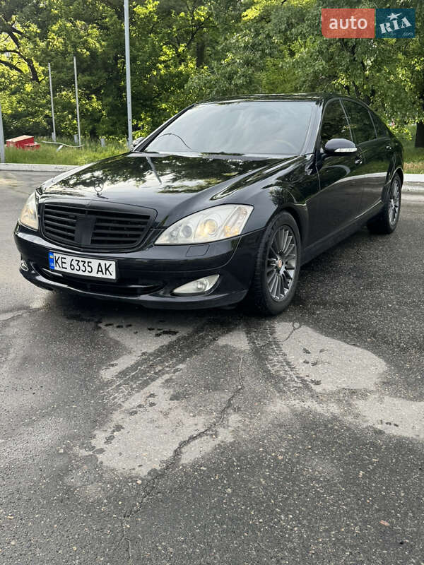 Седан Mercedes-Benz S-Class 2008 в Днепре