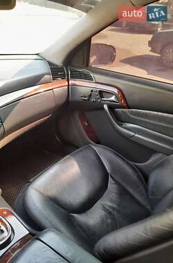 Седан Mercedes-Benz S-Class 2000 в 