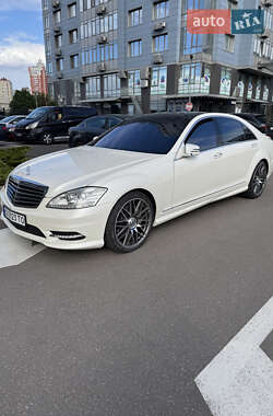 Седан Mercedes-Benz S-Class 2012 в Ужгороде