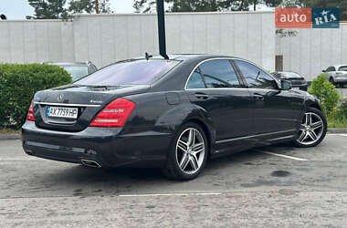 Седан Mercedes-Benz S-Class 2013 в 