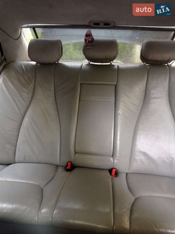 Седан Mercedes-Benz S-Class 2001 в Черновцах
