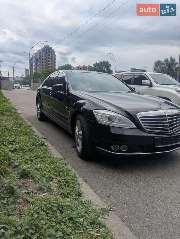 Седан Mercedes-Benz S-Class 2012 в Киеве