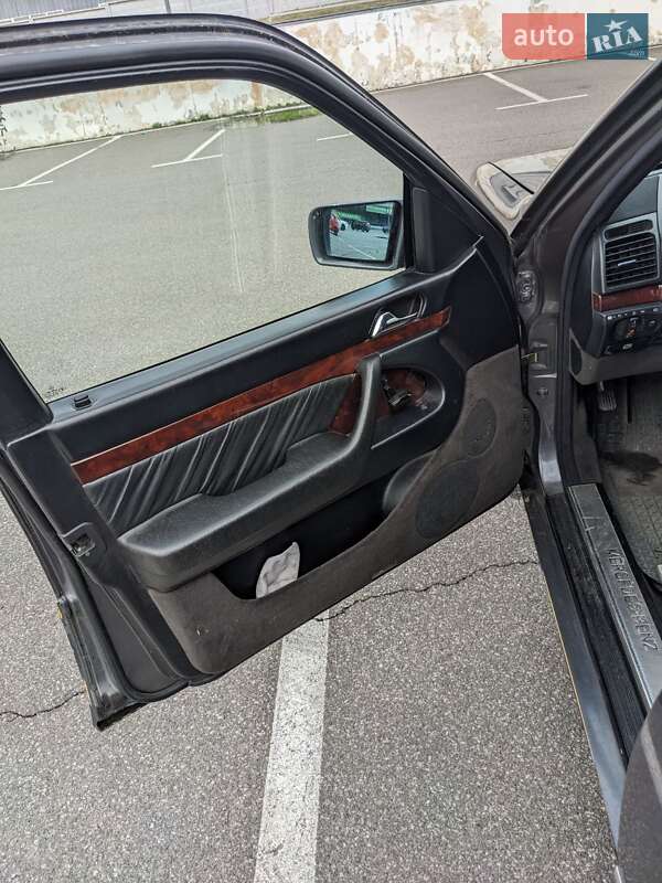 Седан Mercedes-Benz S-Class 1996 в Киеве