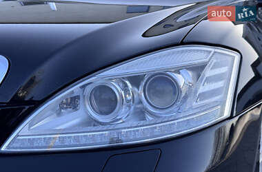 Седан Mercedes-Benz S-Class 2013 в 