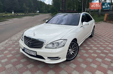 Седан Mercedes-Benz S-Class 2012 в 