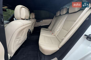 Седан Mercedes-Benz S-Class 2012 в 