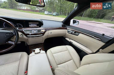 Седан Mercedes-Benz S-Class 2012 в 