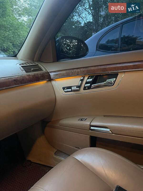 Седан Mercedes-Benz S-Class 2007 в Хмельницькому