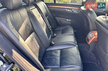 Седан Mercedes-Benz S-Class 2005 в 