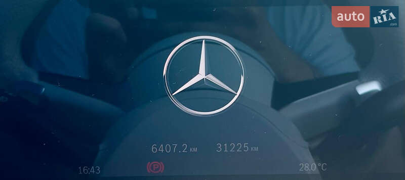 Седан Mercedes-Benz S-Class 2023 в Киеве