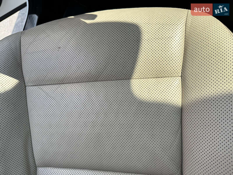 Седан Mercedes-Benz S-Class 2012 в Киеве