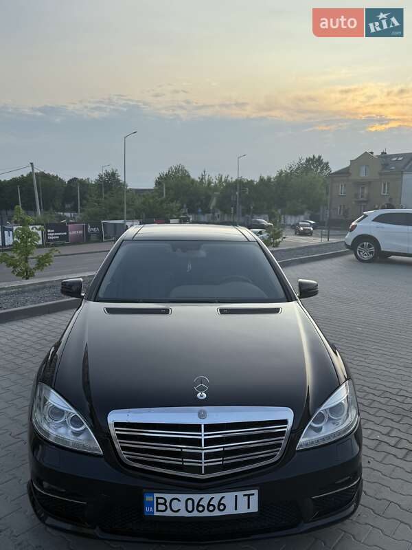 Седан Mercedes-Benz S-Class 2007 в 