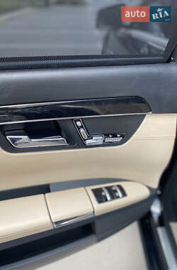 Седан Mercedes-Benz S-Class 2011 в 