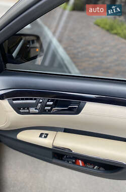 Седан Mercedes-Benz S-Class 2011 в 