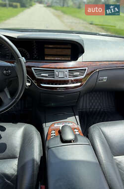 Седан Mercedes-Benz S-Class 2008 в 
