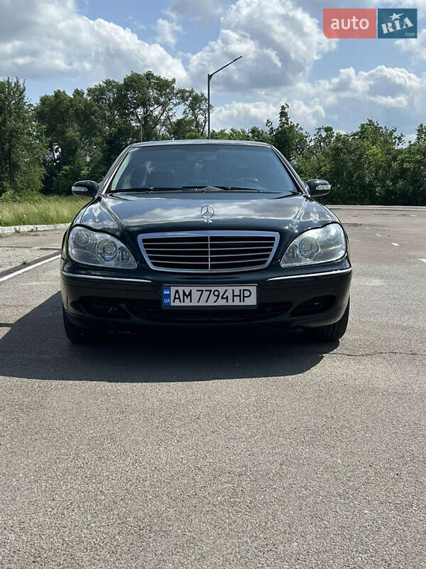Седан Mercedes-Benz S-Class 2003 в Черняхові