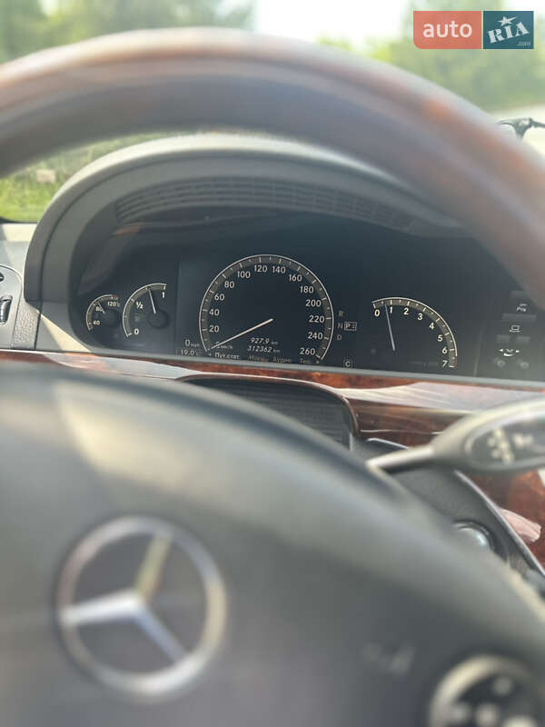 Седан Mercedes-Benz S-Class 2009 в Тернополе