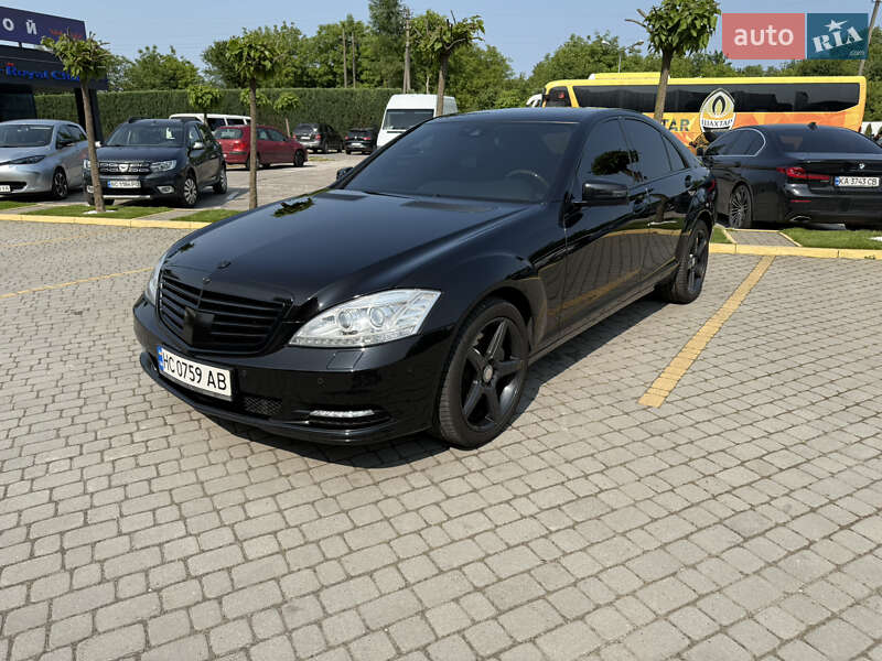 Седан Mercedes-Benz S-Class 2012 в Львові