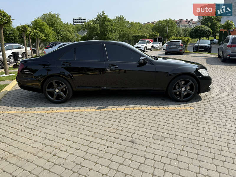 Седан Mercedes-Benz S-Class 2012 в Львові