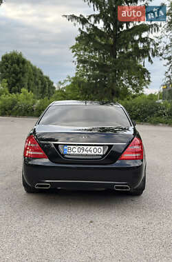 Седан Mercedes-Benz S-Class 2006 в  фото 12 Седан Mercedes-Benz S-Class 2006 в