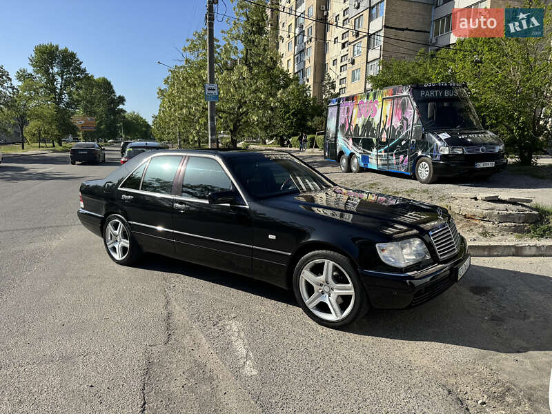 Mercedes-Benz S-Class 1999