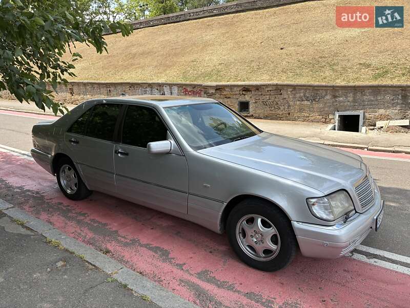 Седан Mercedes-Benz S-Class 1998 в Миколаєві