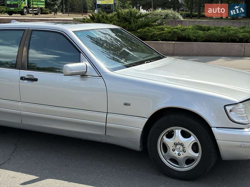Седан Mercedes-Benz S-Class 1998 в Миколаєві