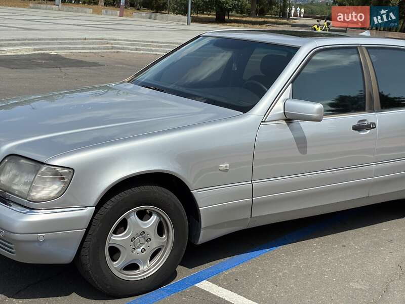 Седан Mercedes-Benz S-Class 1998 в Миколаєві