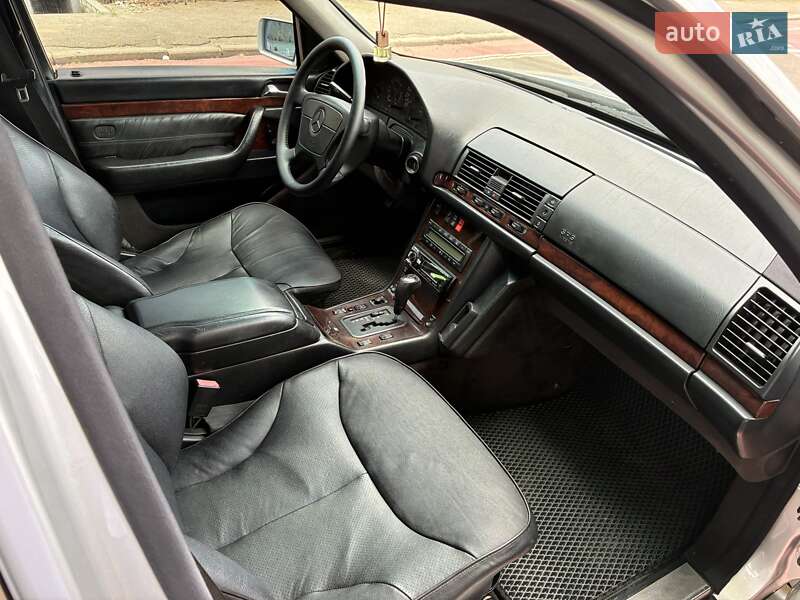 Седан Mercedes-Benz S-Class 1998 в Миколаєві