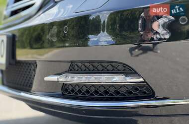 Седан Mercedes-Benz S-Class 2012 в 