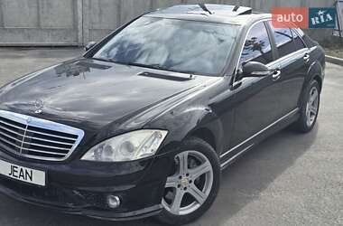 Седан Mercedes-Benz S-Class 2006 в 