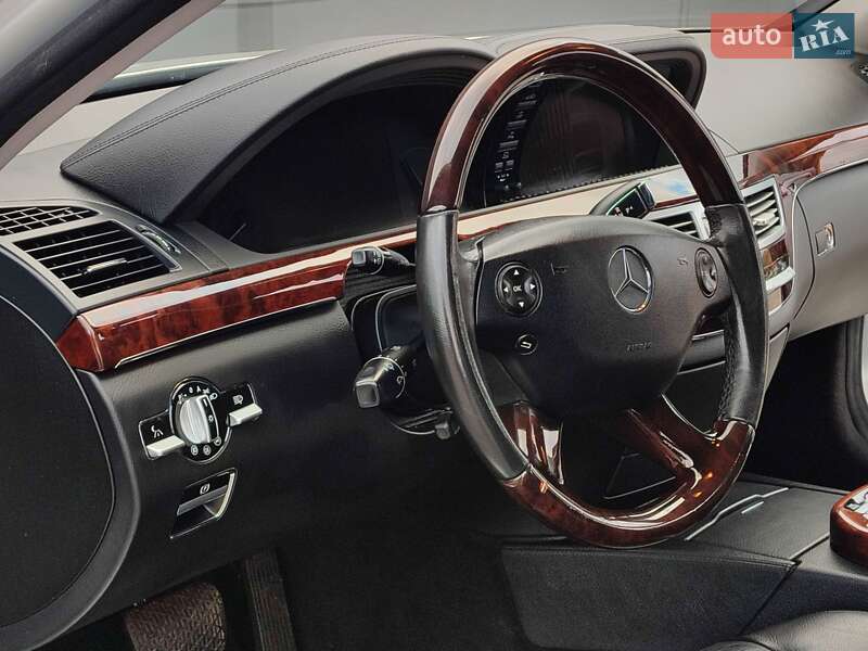 Седан Mercedes-Benz S-Class 2007 в Жовтих Водах фото 27 Седан Mercedes-Benz S-Class 2007 в Жовтих Водах