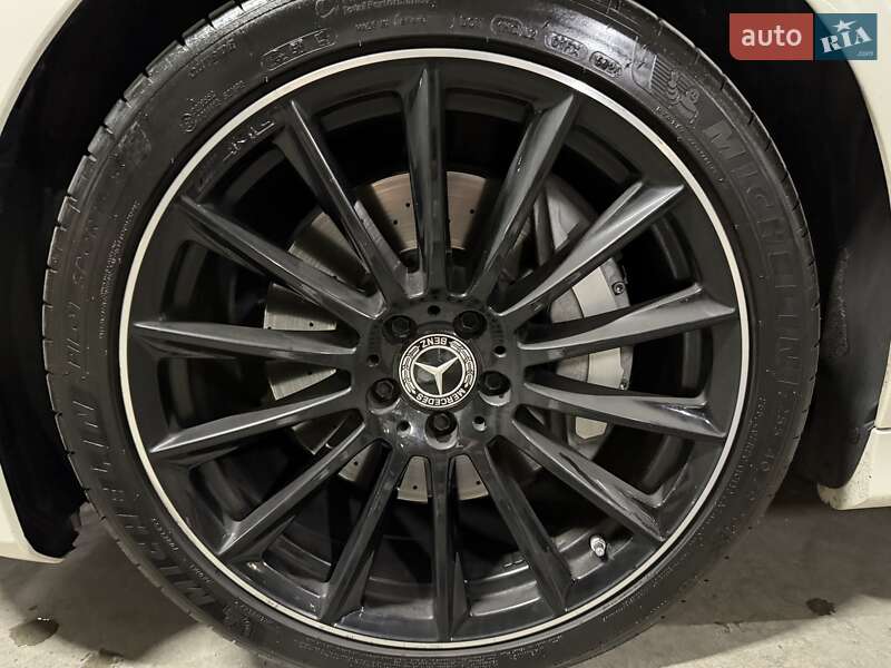 Седан Mercedes-Benz S-Class 2022 в Киеве