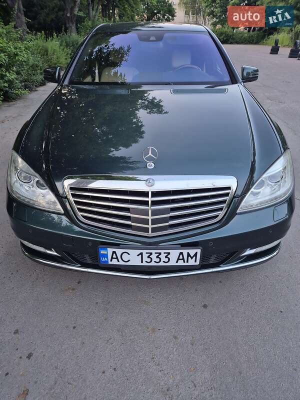Седан Mercedes-Benz S-Class 2013 в Луцьку
