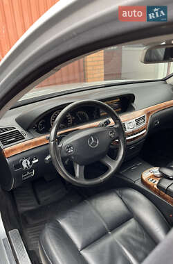 Седан Mercedes-Benz S-Class 2006 в 