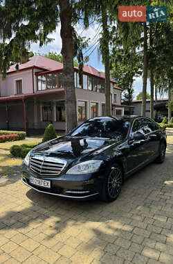 Седан Mercedes-Benz S-Class 2011 в Городку